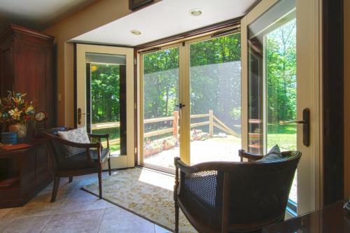Seldom Scene Meadow Bed & Breakfast