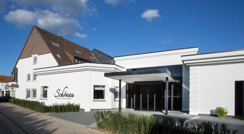 Hotel & Restaurant Sch�nau