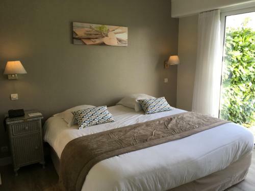 Hotel H�tel Val De Vienne
