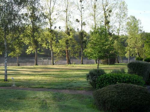 Hotel H�tel Val De Vienne