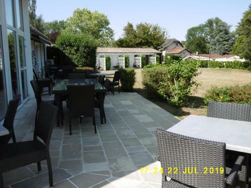 Hotel H�tel Val De Vienne