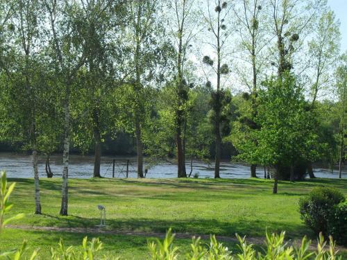 Hotel H�tel Val De Vienne