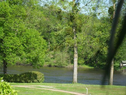 Hotel H�tel Val De Vienne