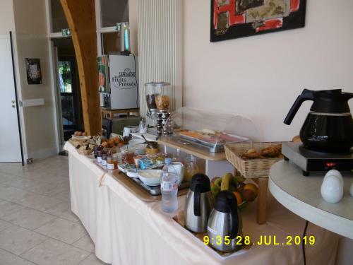 Hotel H�tel Val De Vienne