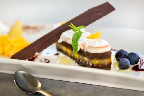Hotel H�tel Val De Vienne