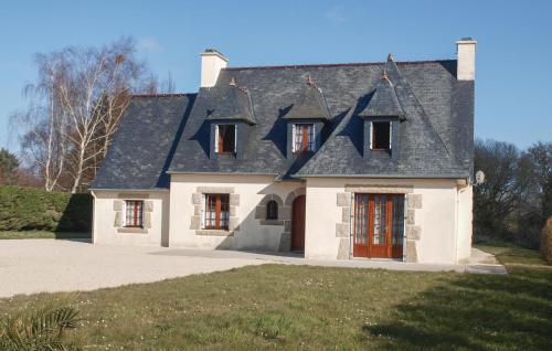 Holiday Home Andreas Paralio H-689