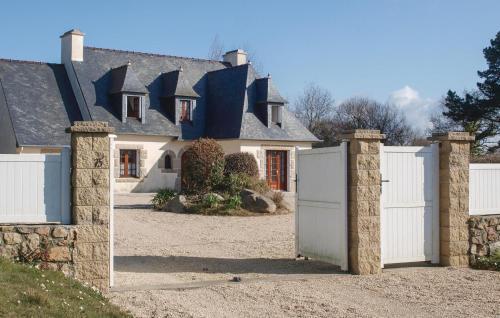 Holiday Home Andreas Paralio H-689