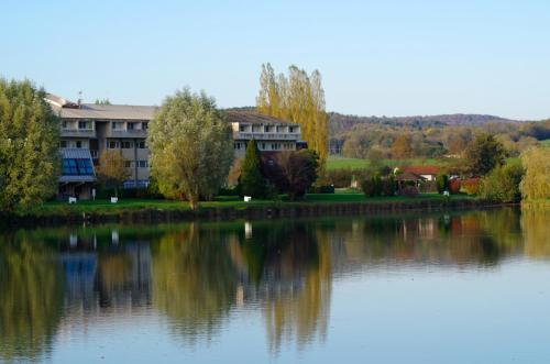 Hotel Du Lac La Mezelle