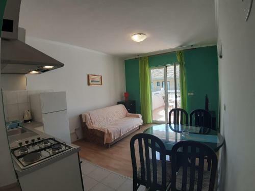 Apartments Dobrila
