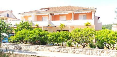 Apartments Dobrila