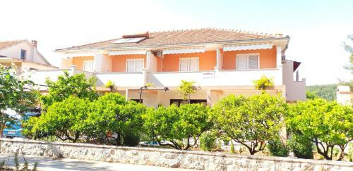 Apartments Dobrila