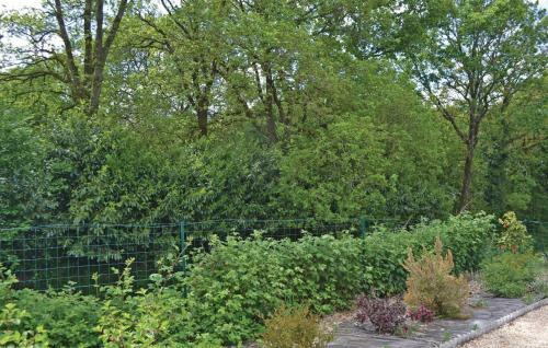 Holiday Home Poullaouen 51