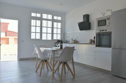 Apartamento En Ubicaci�n Privilegiada, Reci�n Reformado