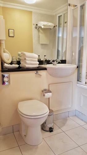 Hostal The Moorings Guesthouse & Seafood Restaurant
