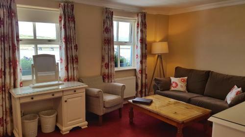 Hostal The Moorings Guesthouse & Seafood Restaurant