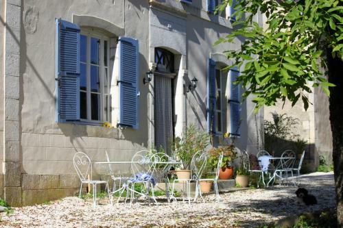 Hostal Le Manoir