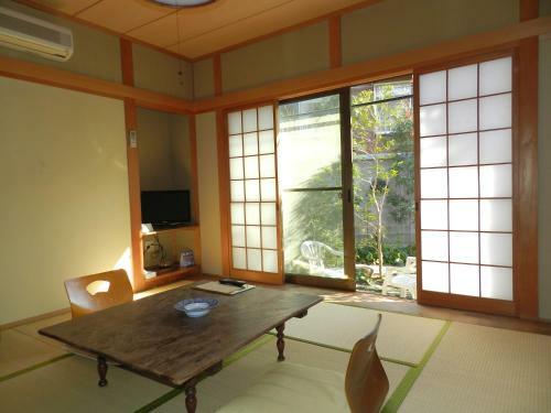 Onsenkaku