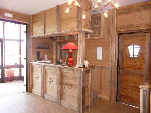 Hotel Logis Le Pont De Champ