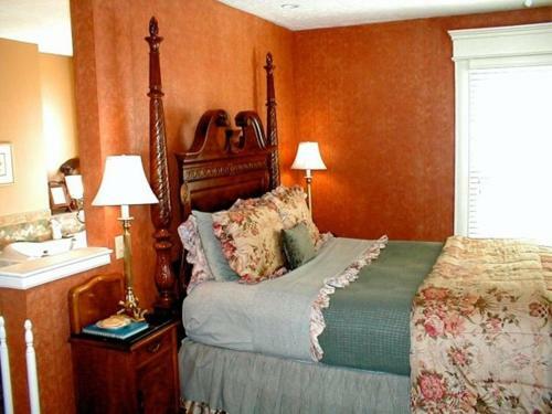 Bed & Breakfast Walnut Street Inn