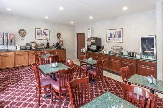 Hotel Baymont Inn - New Buffalo