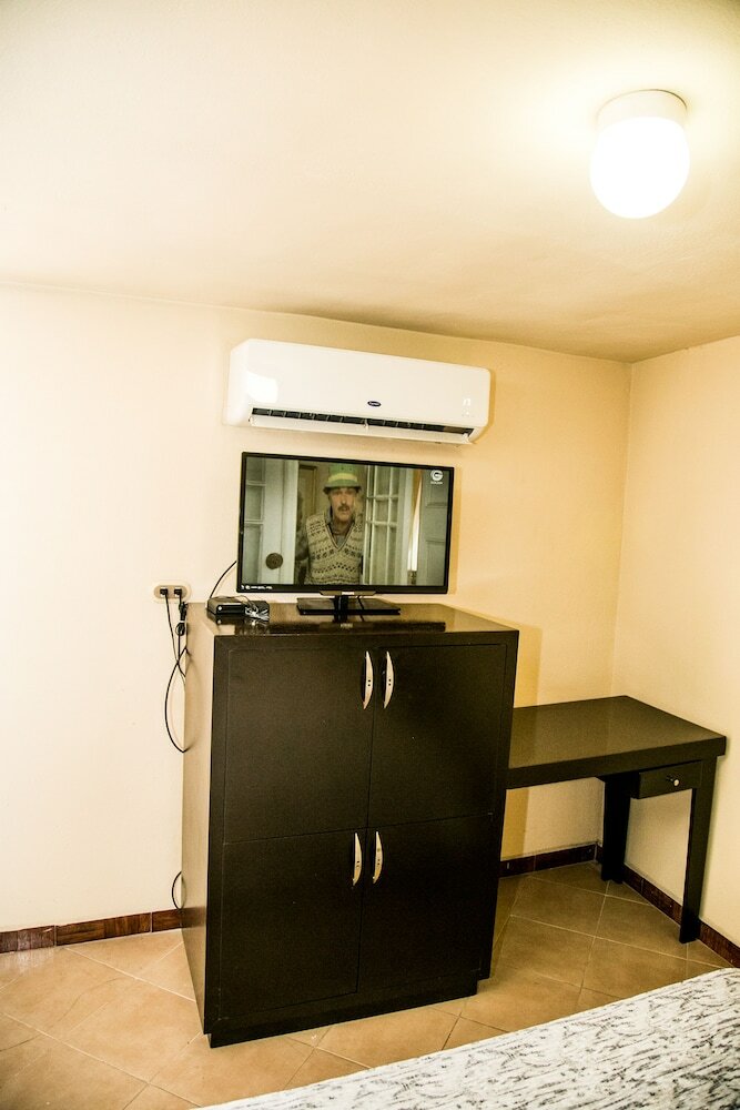 Hotel Suites Dioh