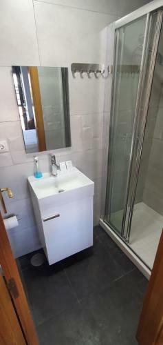 Hostal Rooms Suite Planetario