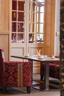 La Maison Rouge Qualys Hotel