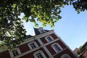 La Maison Rouge Qualys Hotel
