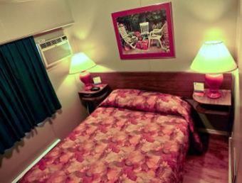 Knights Inn Merritt Motel