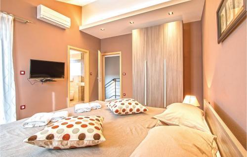 Holiday Home Trosti 11