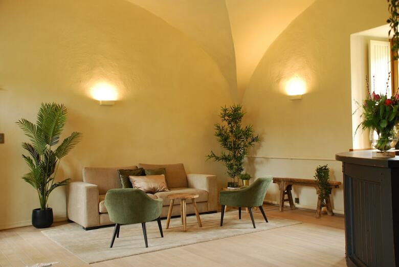 Hotel Hostellerie Le Prieur� De Conques