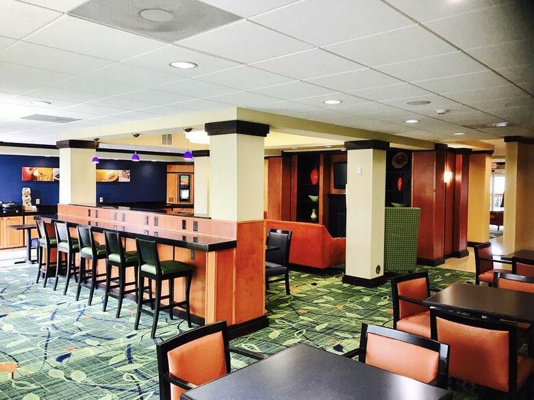Hotel Fairfield Inn & Suites Fresno Clovis