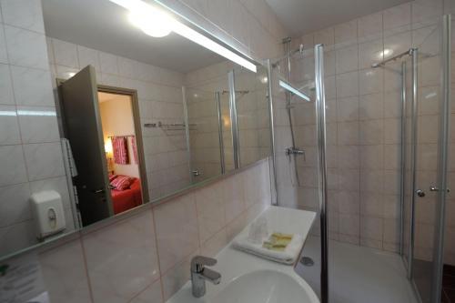 Hotel Le Relais Du Bellay