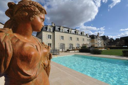 Hotel Le Relais Du Bellay