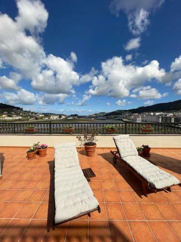 Apartamento Piso Vacacional Con Terraza Panor�mica A La R�a.