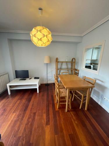 Azaraleku Apartamento Playa