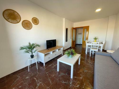 Apartamentos El Pilar 3000