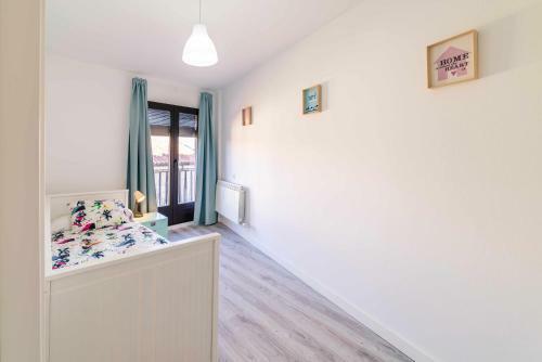 Apartamento Babieca Casa Con Garaje