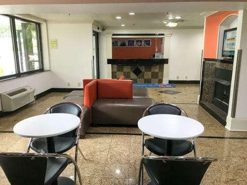 Motel 6 Norcross