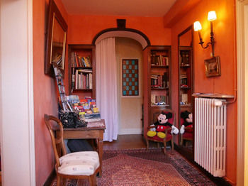 Hostal La Maison De Famille