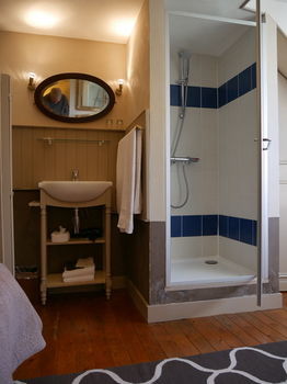 Hostal La Maison De Famille