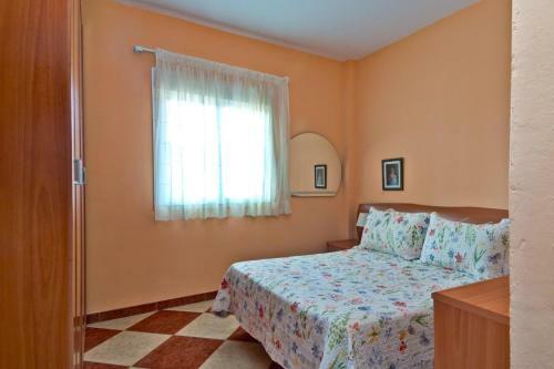 Vi�uela Villa With Pool & Lake Views By Homing