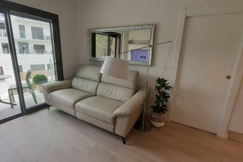 Apartamento Obra Nueva A Estrenar Con Piscina En El Centro De Vilanova