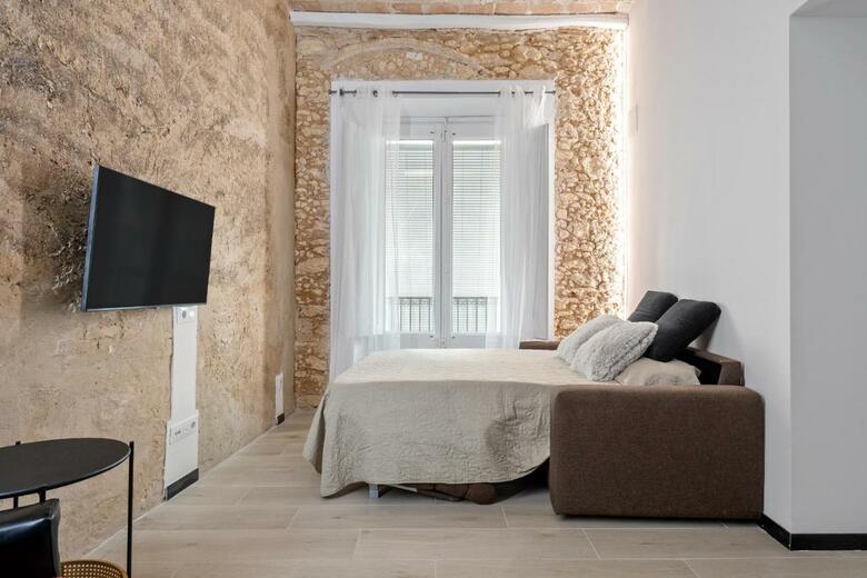 Hauzify I Novavila Centre Rooms