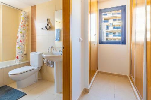 Amplio Y Bonito Apartamento En La Cala