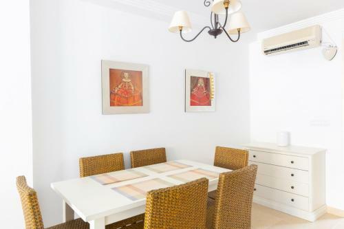 Amplio Y Bonito Apartamento En La Cala