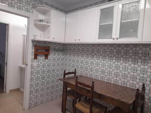Apartamento Piso Rey Davi�a.