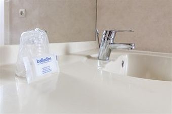 Hotel H�tel Balladins Arras