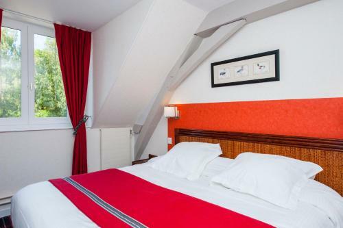 Hotel Au Relais Du Gu� De Selle