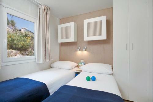 Mobile Homes Marina